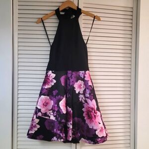 B. Darlin Floral Backless Halter Mini Dress Size 9/10 Junior Black Purple Pink